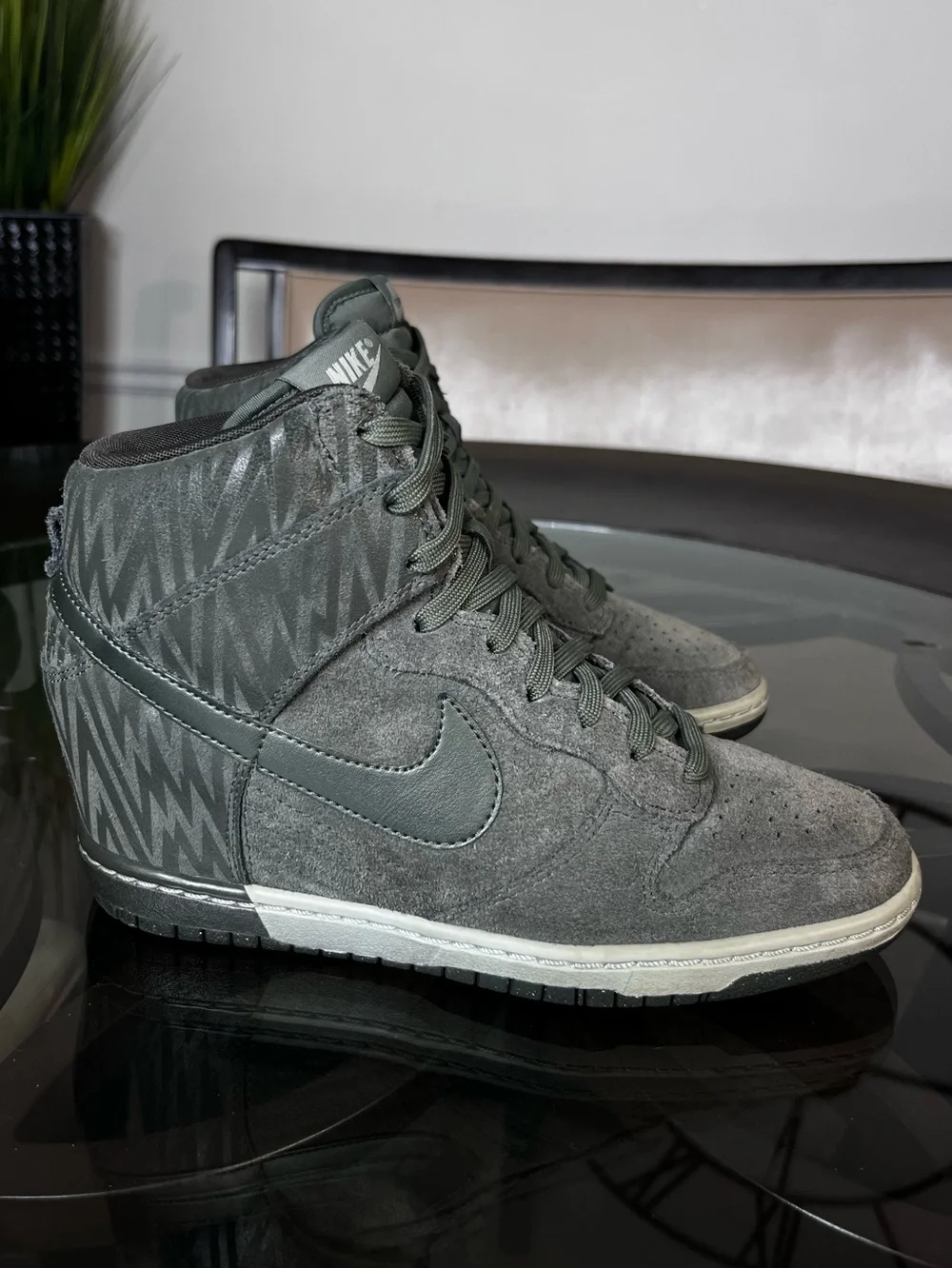 Nike Dunk Sky Hi Hidden Wedge Print Sneakers Dark Mica Green Women's Size 8